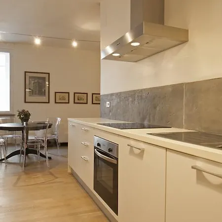 Ξενοδοχείο με διαμερίσματα Palazzo Dalla Rosa Prati Πάρμα