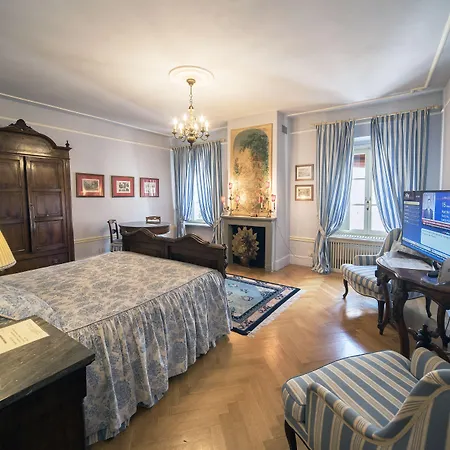 Palazzo Dalla Rosa Prati Lägenhetshotell Parma