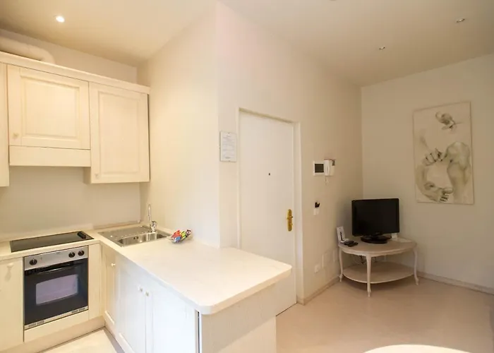 Palazzo Dalla Rosa Prati 4* Парма